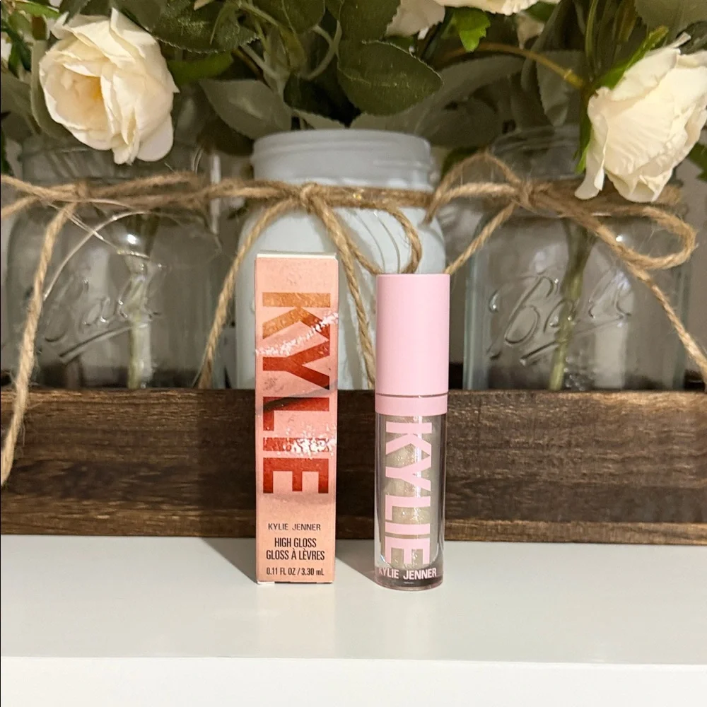 Kylie Cosmetics High Gloss – Always Shining – NIB – 0.11 oz